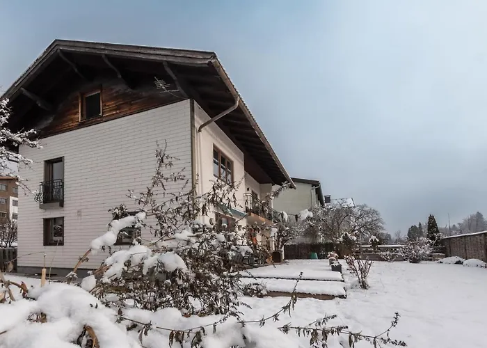 Bergleben By Interhome Appartement Taxenbach